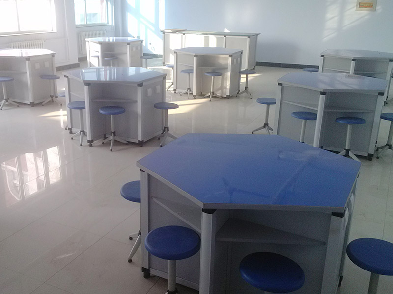 青县六角桌实验室
